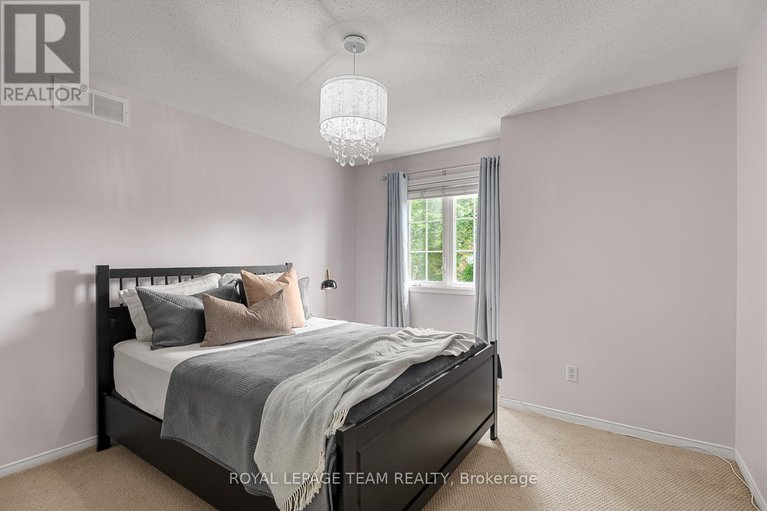 28487082/33-valencia-street/barrhaven-east/ottawa/ontario/K2G6T1_20