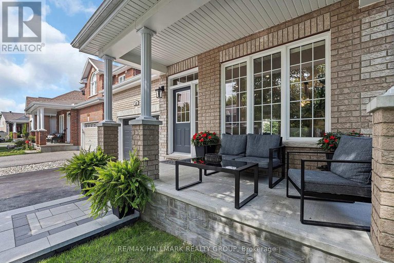 28595507/137-stedman-street/blossom-parkkemp-parkfindlay-creek/ottawa/ontario/K1T0B4_3