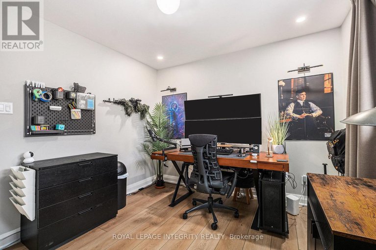 28989057/1843-rideau-road/riverside-south/ottawa/ontario/K1X1E1_20