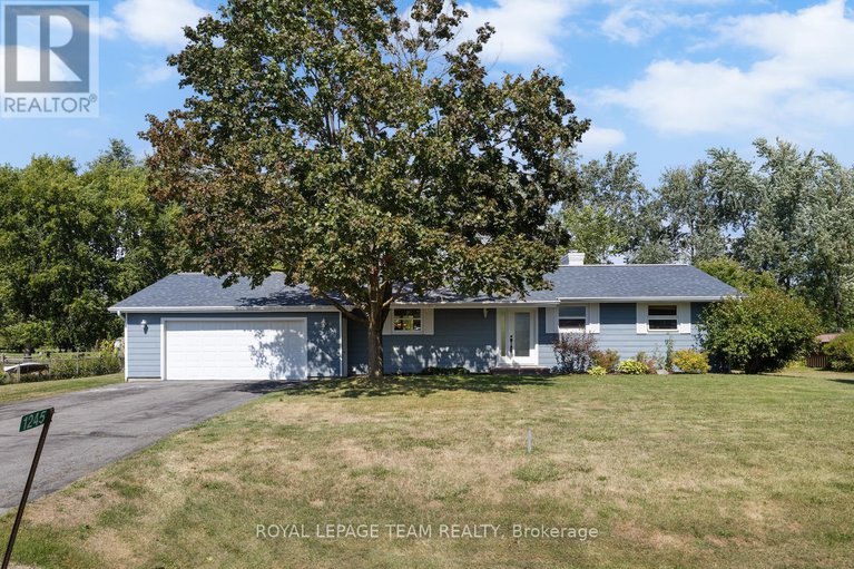 28822085/1245-fairway-drive/manotick-south-to-roger-stevens/ottawa/ontario/K4M1B3_1