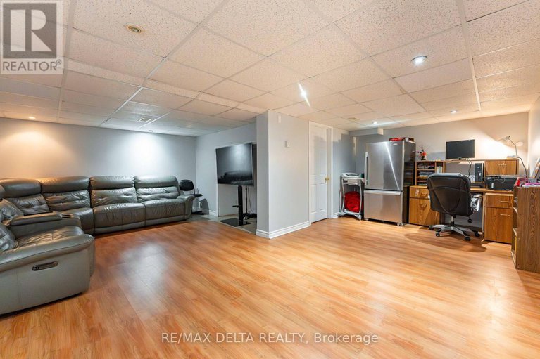 28376418/271-bonavista-street/town-of-rockland/clarence-rockland/ontario/K4K1N8_19