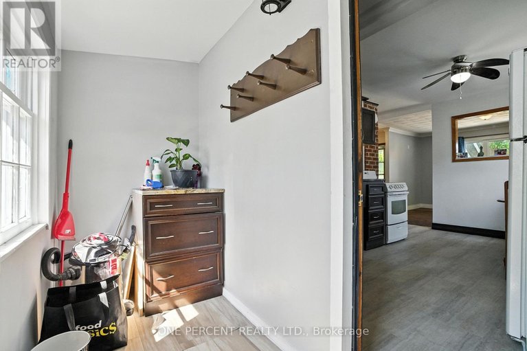 29594627/279-anna-avenue/carlington/ottawa/ontario/K1Z7V5_13