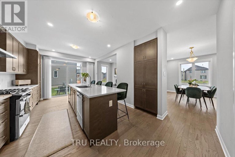 28658323/618-galarneau-way/morgans-grantsouth-march/ottawa/ontario/K2W0M1_17
