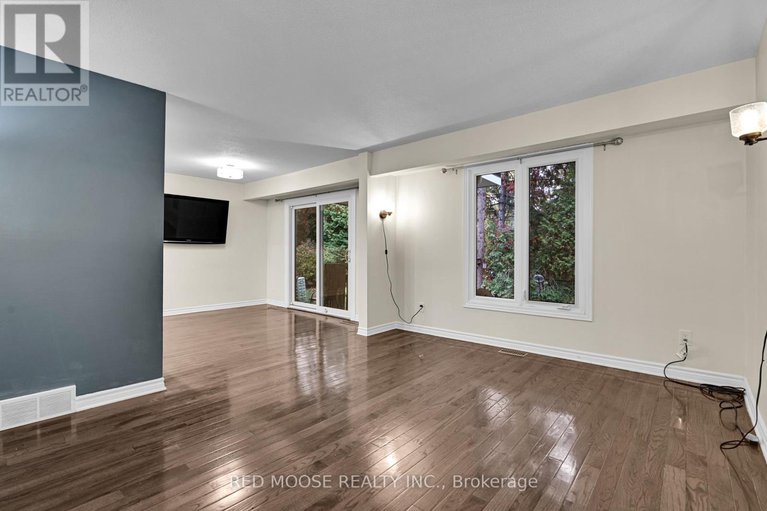 28966655/21-ramsgate-private/mooneys-bayriverside-park/ottawa/ontario/K1V8M4_16