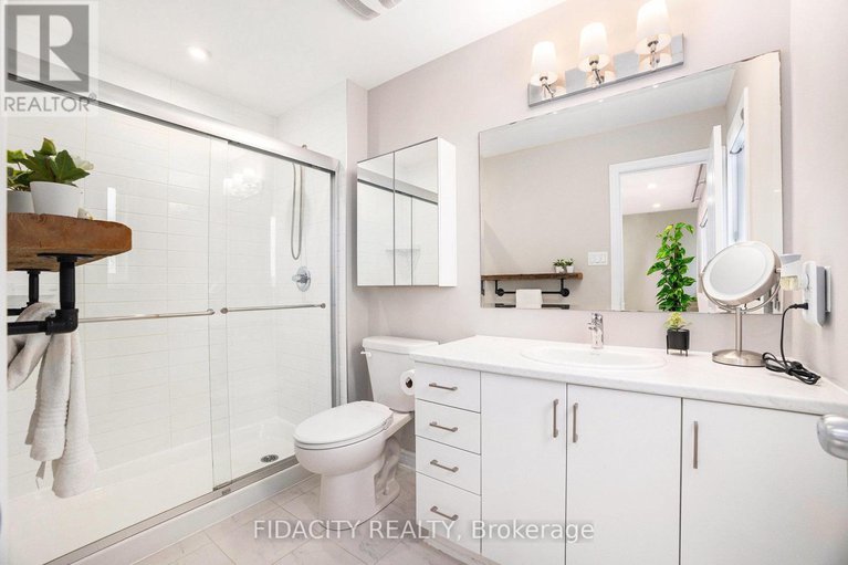28737969/241-bandelier-way/stittsville-north/ottawa/ontario/K2S2J3_25