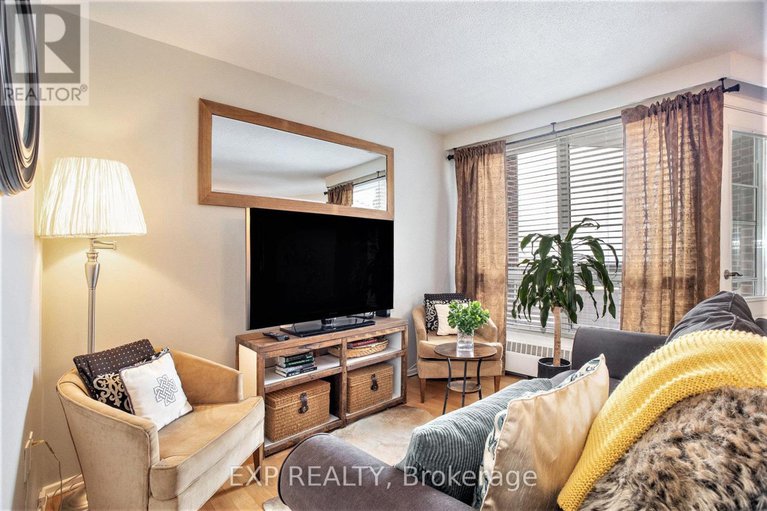 29343758/706-915-elmsmere-road/beacon-hill-south/ottawa/ontario/K1J8H8_14