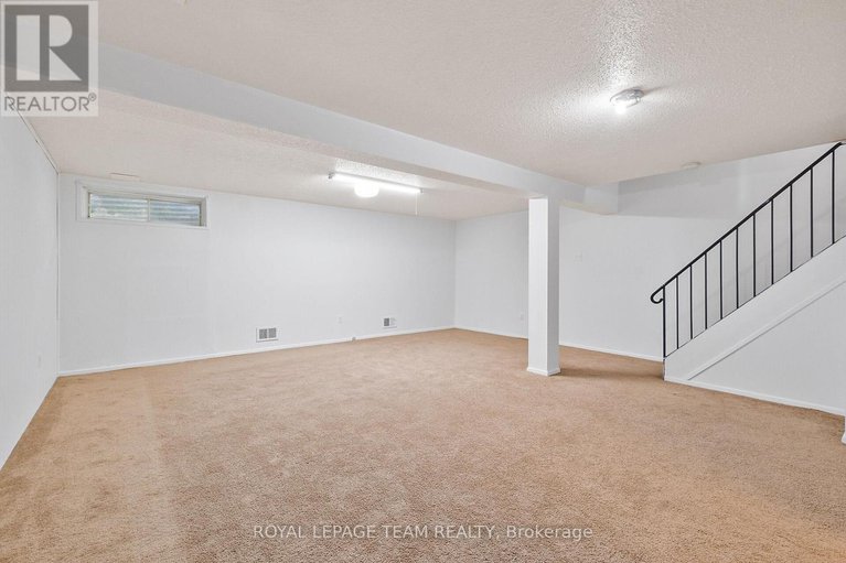 28541057/803-provost-drive/riverside-park-south/ottawa/ontario/K1V6X5_36