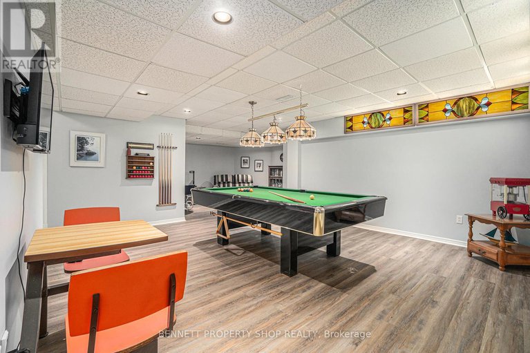 28600235/22-ashwood-crescent/meadowlandscrestview/ottawa/ontario/K2G2S8_32