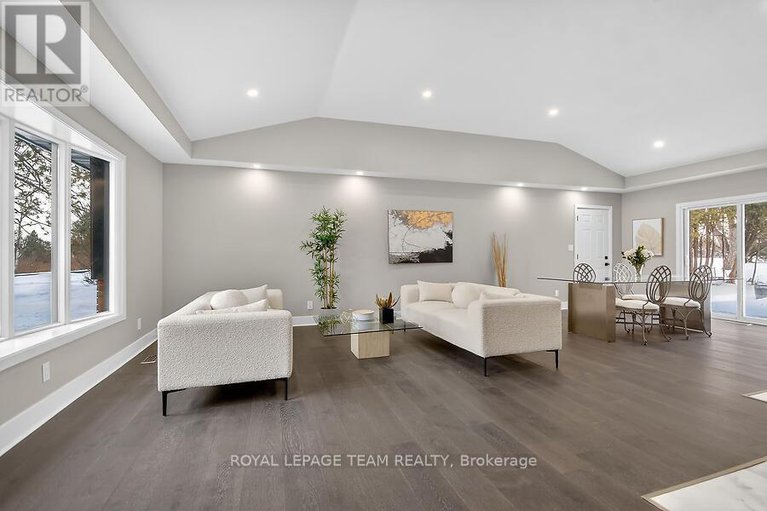 29396926/6636-marina-drive/manotick-south-to-roger-stevens/ottawa/ontario/K4M1B3_4