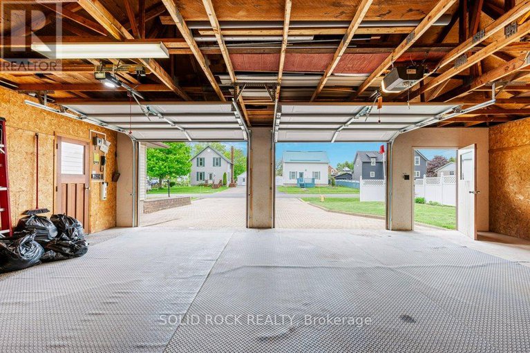 28357814/7-brouse-drive/iroquois/south-dundas/ontario/K0E1K0_7
