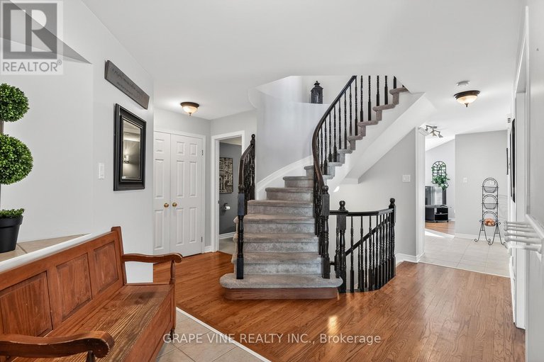 29326817/130-springcreek-crescent/bridlewood/ottawa/ontario/K2M2M1_5