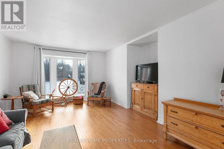 29427452/13475-crump-road/north-dundas-winchester-twp/north-dundas/ontario/K0C1H0_9