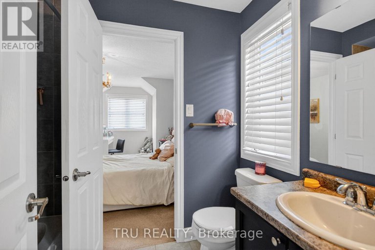 29443424/126-pinelock-street/emerald-meadowstrailwest/ottawa/ontario/K2M0L5_33