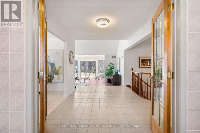 28227468/108-margaret-anne-drive/huntley-ward-south-east/ottawa/ontario/K0A1L0_6