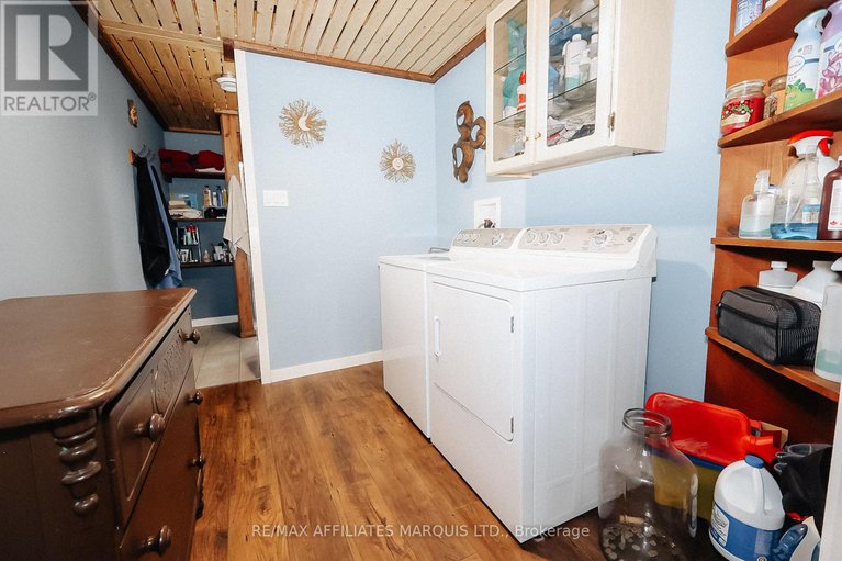 28809789/133-st-george-street-e/alexandria/north-glengarry/ontario/K0C1A0_22