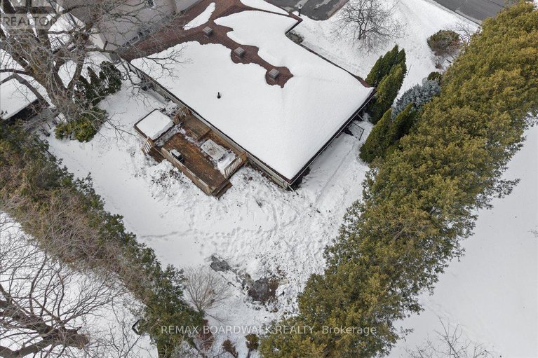 29447126/21-turtleback-way-drive/stittsville-south/ottawa/ontario/K2S1P8_84