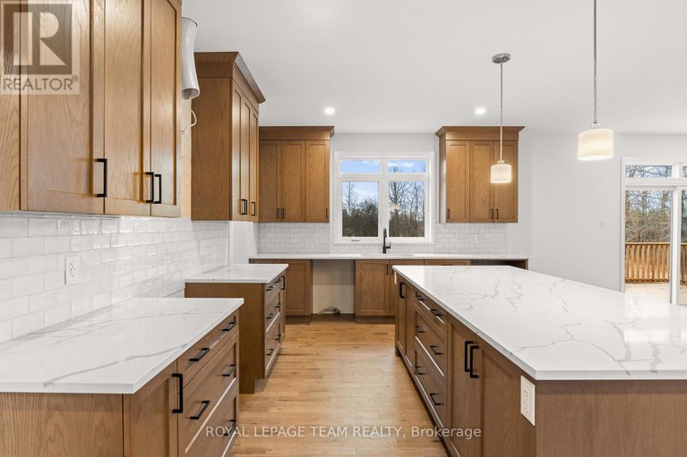28501973/71-hogan-drive/mcnabbraeside-twps/mcnabbraeside/ontario/K7S0H8_12