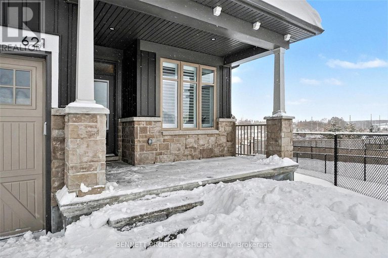 29304430/621-enclave-lane-sw/town-of-rockland/clarence-rockland/ontario/K4K0M8_2