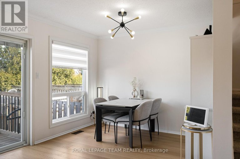 28144477/19-armadale-crescent/cedargrovefraserdale/ottawa/ontario/K2J4A4_14