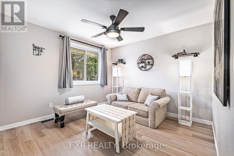 28788003/3-st-remy-drive/pheasant-run/ottawa/ontario/K2J1A4_11