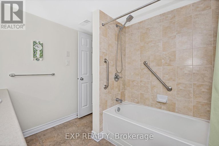 28967485/6-585-stonefield-private/barrhaven-east/ottawa/ontario/K2G4R4_26