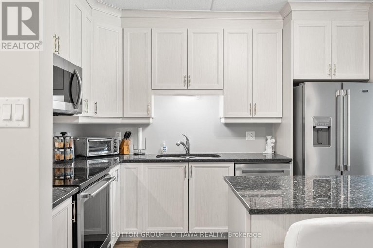 28851204/165-302-masters-lane/town-of-rockland/clarence-rockland/ontario/K4K0L3_10