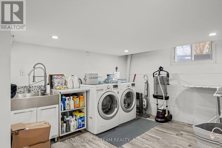 28101823/1373-normandy-crescent/carleton-heights/ottawa/ontario/K2C0N4_41