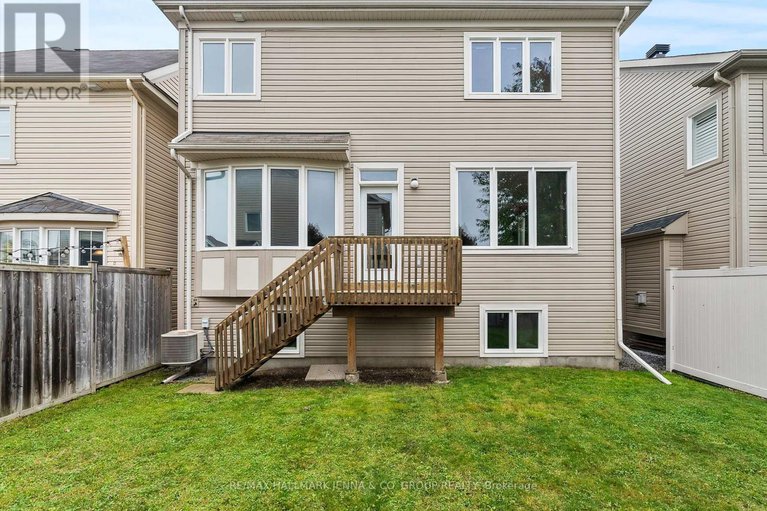 28911447/326-gallantry-way/stittsville-north/ottawa/ontario/K2S0P8_47