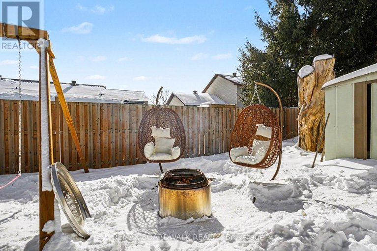 29349073/38-lapointe-boulevard/embrun/russell/ontario/K0A1W0_29