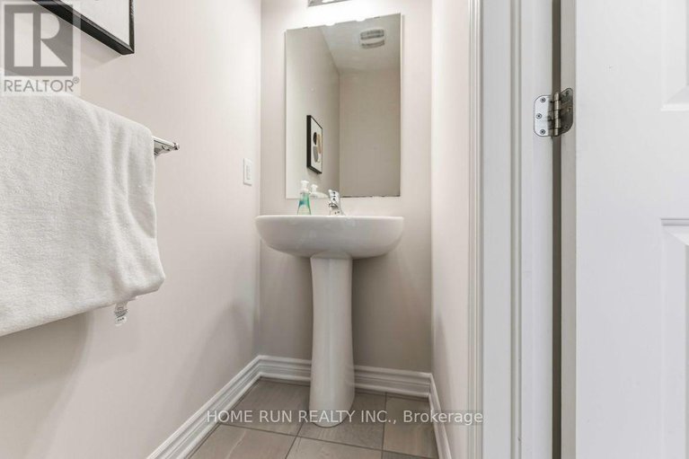 29657386/95-shinny-avenue/emerald-meadowstrailwest/ottawa/ontario/K2V0G5_21