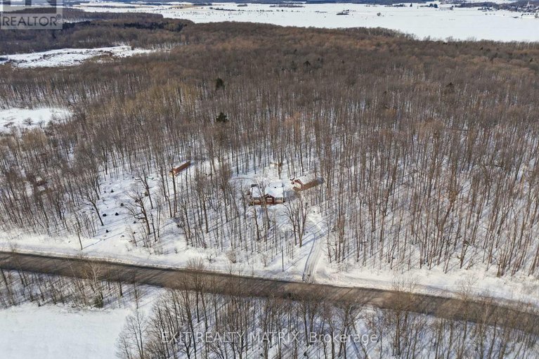 29431063/8150-montee-lemieux-road/east-hawkesbury/ontario/K0B1M0_34