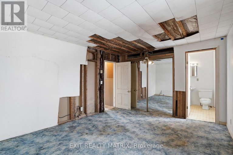 29474122/21888-laggan-glenelg-road/north-glengarry-lochiel-twp/north-glengarry/ontario/K0B1E0_21