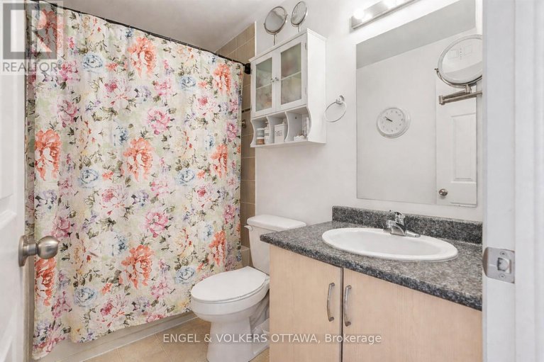 29570905/1092-brasseur-crescent/fallingbrookgardenway-south/ottawa/ontario/K4A5A1_21