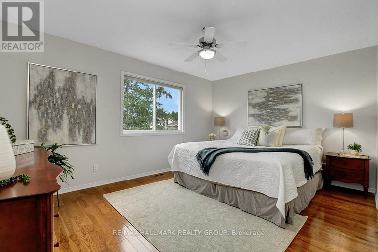 28882866/1166-ambercrest-street/carson-grove/ottawa/ontario/K1J1B2_27