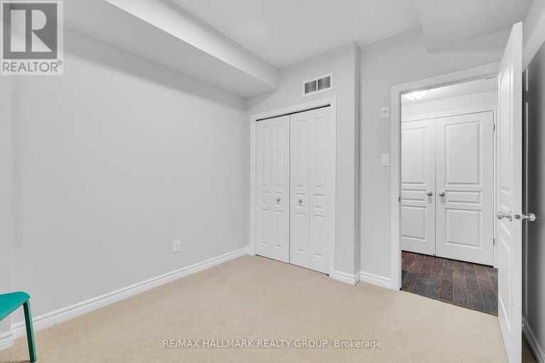 29121781/b-1067-beryl-private/riverside-southgloucester-glen/ottawa/ontario/K1V2M4_32