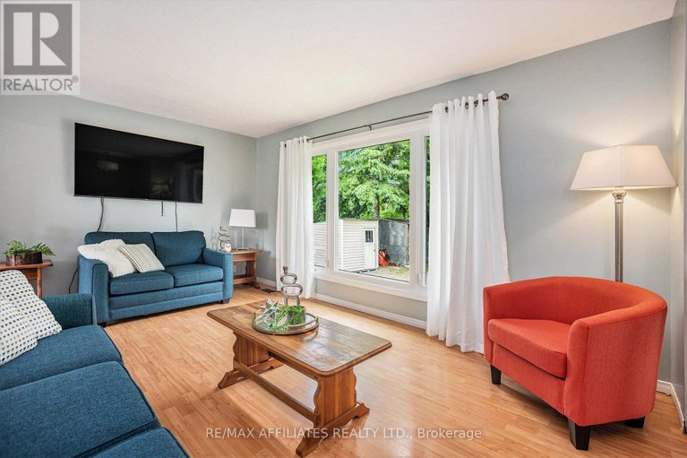 28487442/114-duncan-street/drummondnorth-elmsley-north-elmsley-twp/drummondnorth-elmsley/ontario/K7A4S4_3