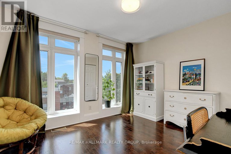 28934996/b-29-springfield-road/lindenlea/ottawa/ontario/K1M1C8_30