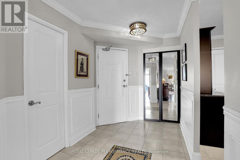 29432607/2708-545-st-laurent-boulevard/viscount-alexander-park/ottawa/ontario/K1K4H9_4