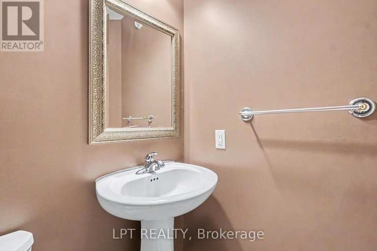 29430421/269-gracewood-crescent/blossom-parkkemp-parkfindlay-creek/ottawa/ontario/K1T0J1_21