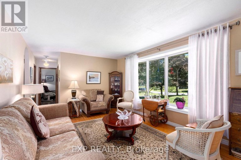 28653576/277-allbirch-road/constance-bay/ottawa/ontario/K0A3M0_7