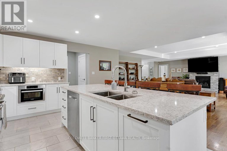 28759798/22-rideau-crossing-crescent/north-grenville-twp-kemptville-east/north-grenville/ontario/K0G1J0_13