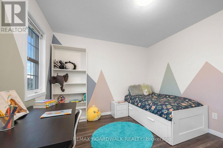 29379642/302-haliburton-heights/emerald-meadowstrailwest/ottawa/ontario/K2S1S3_41