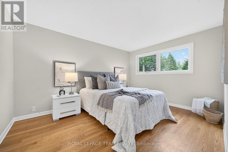 29690358/10-cleadon-drive/crystal-beach/ottawa/ontario/K2H5P3_24