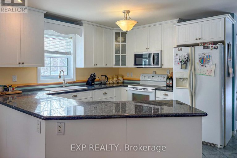 29296929/2296-eady-road/horton-twp/horton/ontario/K7V3Z8_6