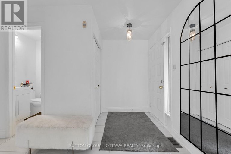 28504074/2163-johnston-road/hunt-club-park/ottawa/ontario/K1G5K2_6