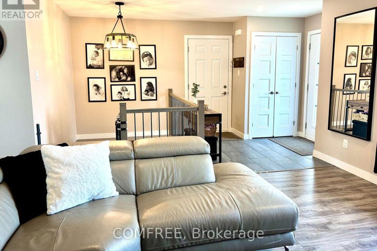 28488844/208-filion-street/embrun/russell/ontario/K0A1W0_5