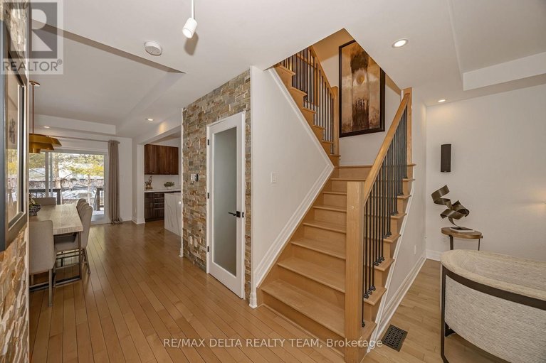 29607677/548-emerald-street/town-of-rockland/clarence-rockland/ontario/K4K0C1_15