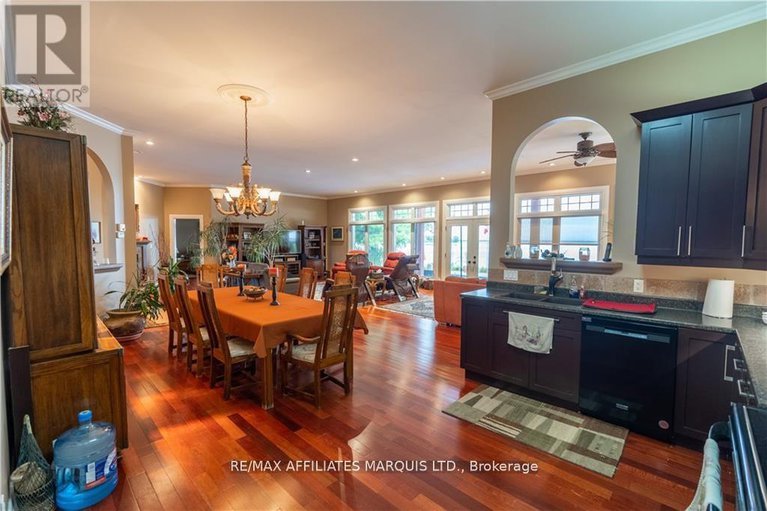28307877/20236-county-road-2-road/south-glengarry-charlottenburgh-twp/south-glengarry/ontario/K0C2E0_7