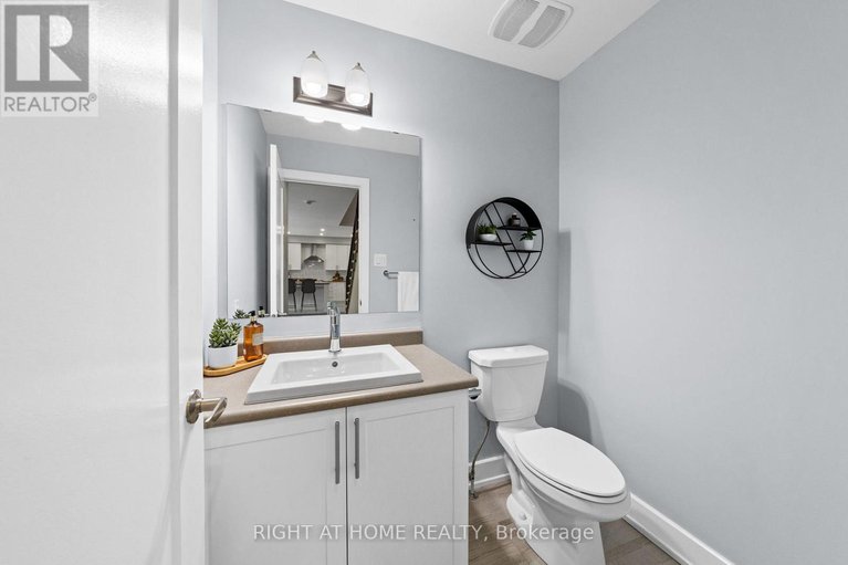 29398268/424-golden-springs-drive/riverside-southgloucester-glen/ottawa/ontario/K4M0B9_20