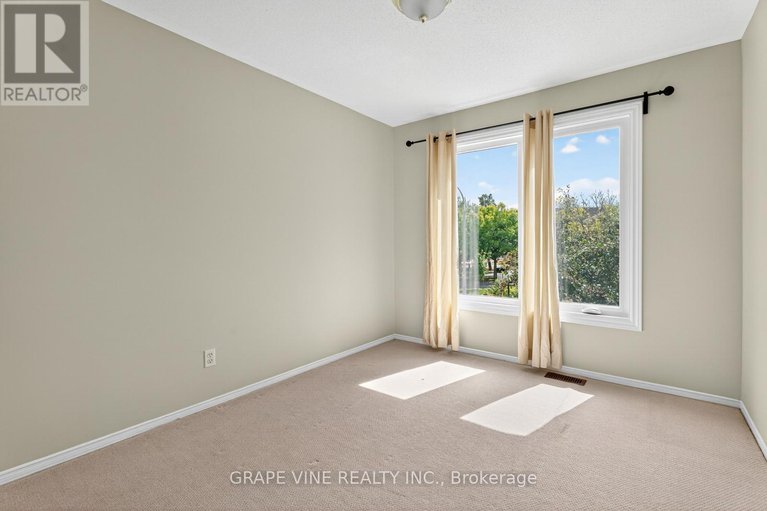 28807496/27-flowertree-crescent/emerald-meadowstrailwest/ottawa/ontario/K2M2R8_22